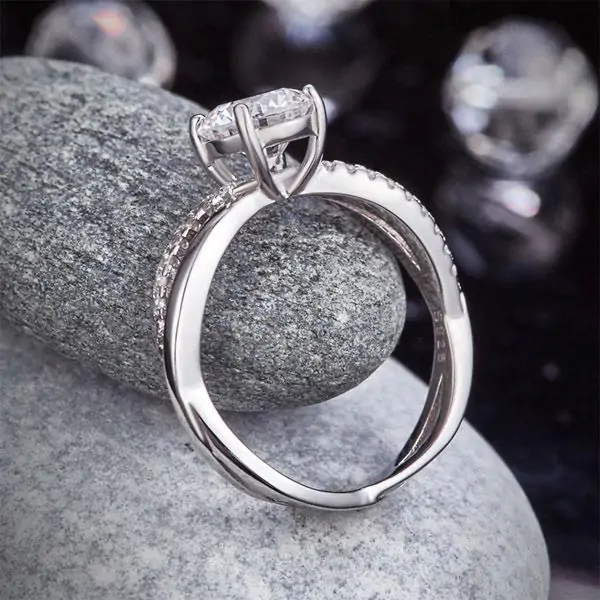 1.25 Ct Created Diamond Promise Ring - Image 6