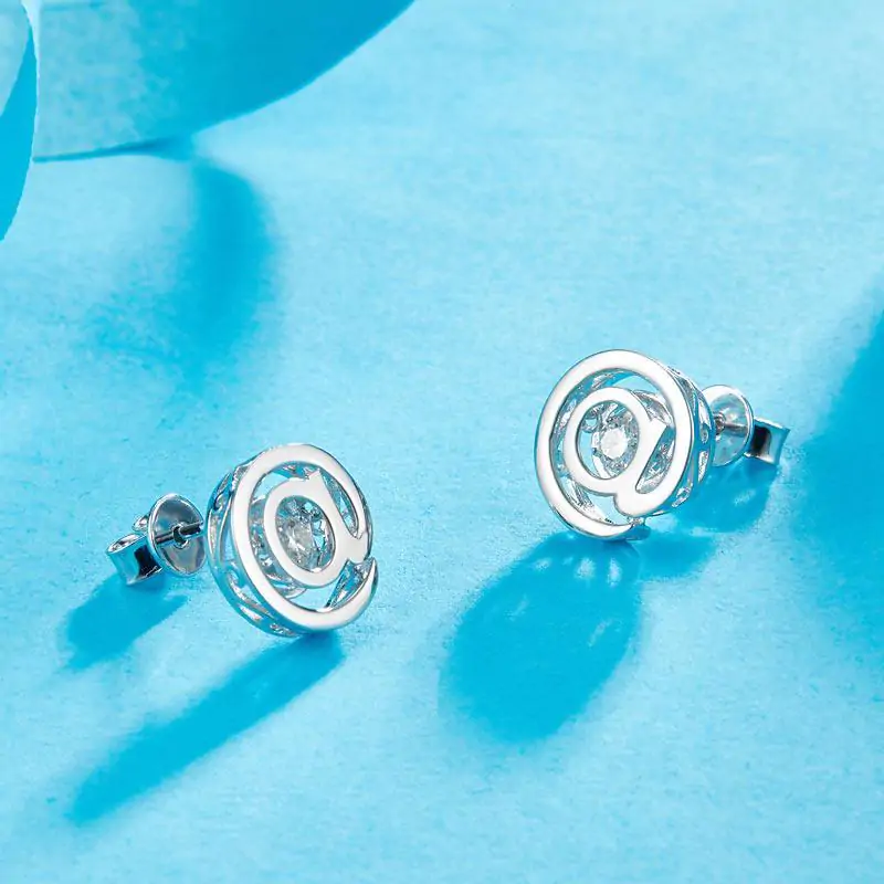 Stud Moissanite Diamond Dancing Stone Earring - Image 3