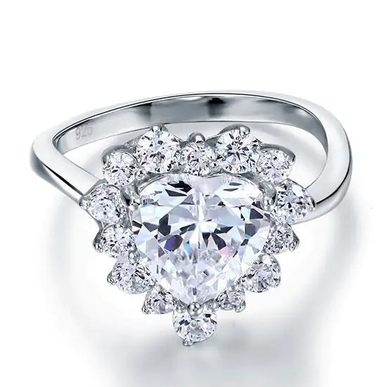 2.5 Carat Heart Cut Ring - Image 2