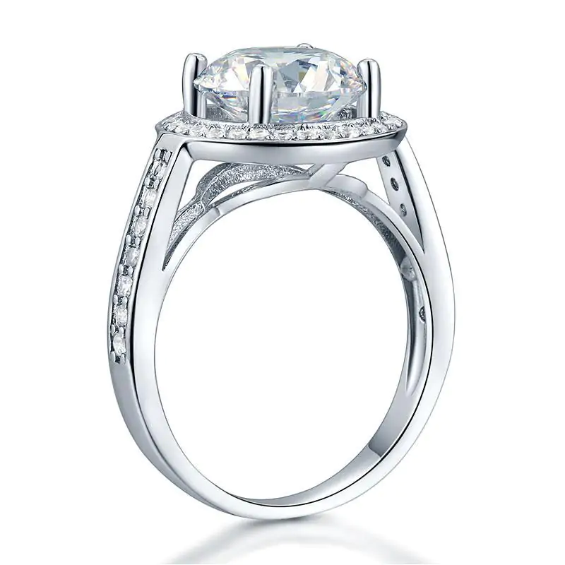 Halo 3.5 Ct Created Diamond Ring - Image 2