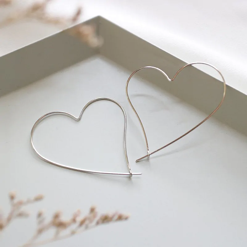Hollow Big Heart 925 Sterling Silver Hoop Earrings - Image 3