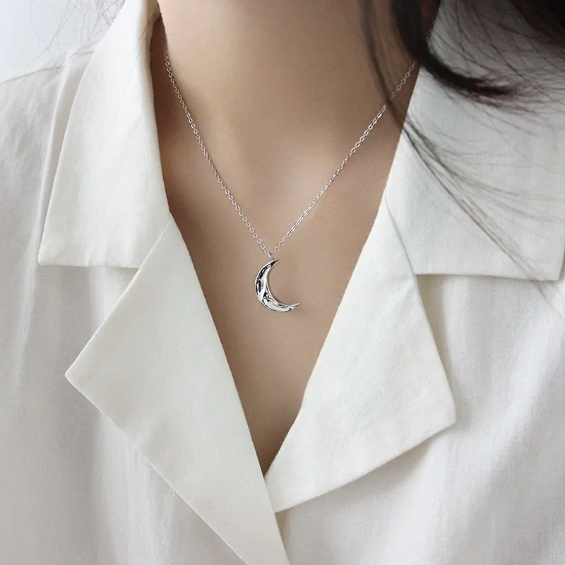 Minimalist Irregular Crescent Moon 925 Sterling Silver Necklace - Image 2