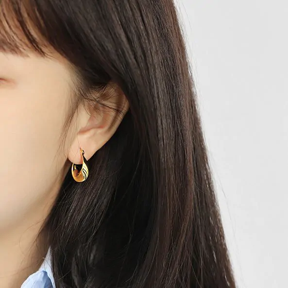 Irregular Twisted Circle 925 Sterling Silver Hoop Earrings - Image 2