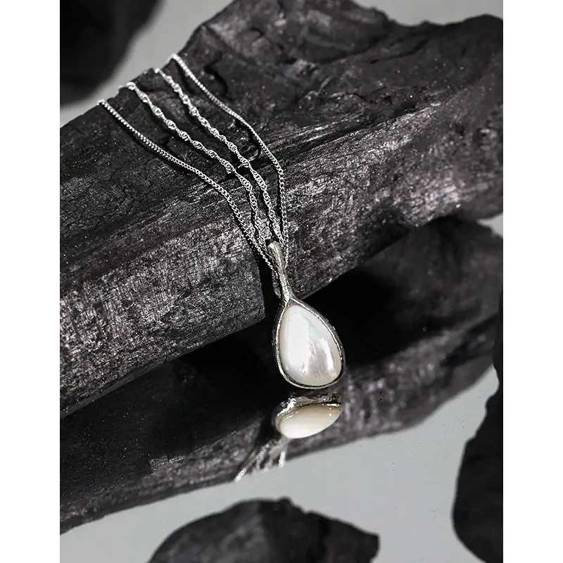 Elegant Waterdrop Mother of Shell 925 Sterling Silver Necklace - Image 4