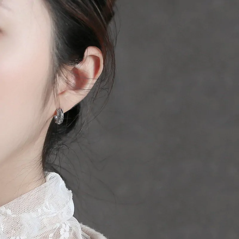 Retro Twisted 925 Sterling Silver Hoop Earrings - Image 2