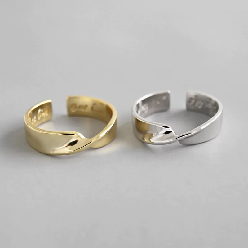 Twisted Cross 925 Sterling Silver Adjustable Ring - Image 4