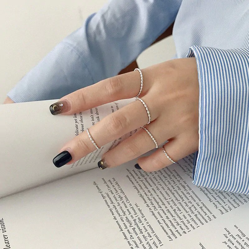 Minimalism Twisted 925 Sterling Silver Ring - Image 3