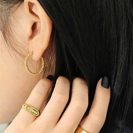 Twisted Circles 925 Sterling Silver Hoop Earrings - Image 3