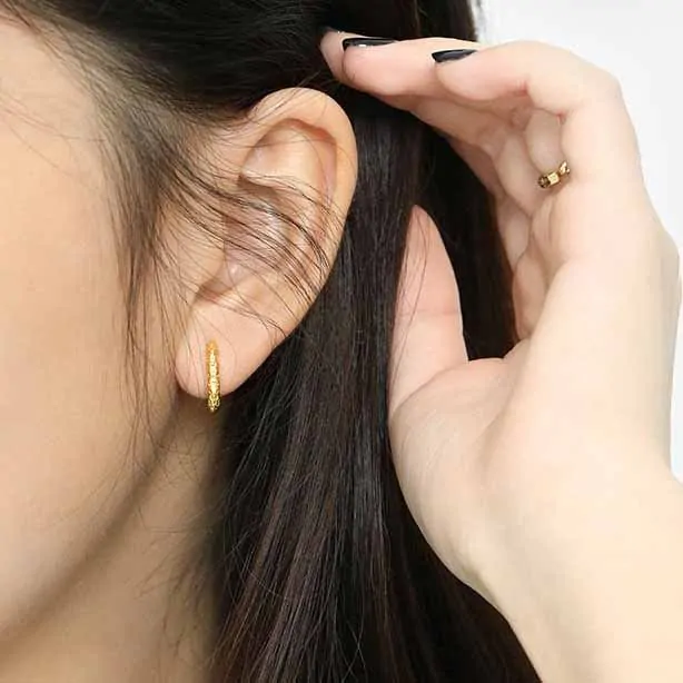 Geometric Hollow Oval 925 Sterling Silver Hoop Earrings - Image 4