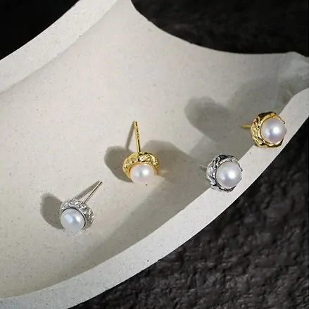Irregular Freshwater Pearl 925 Sterling Silver Stud Earrings - Image 3