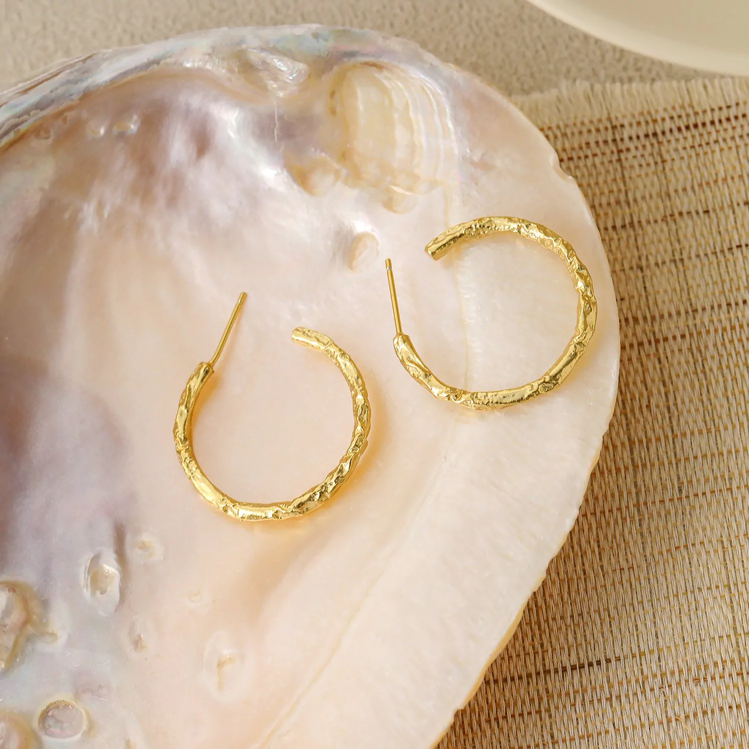 Geometric Tinfoil Pattern Circle 925 Sterling Silver Hoop Earrings - Image 2