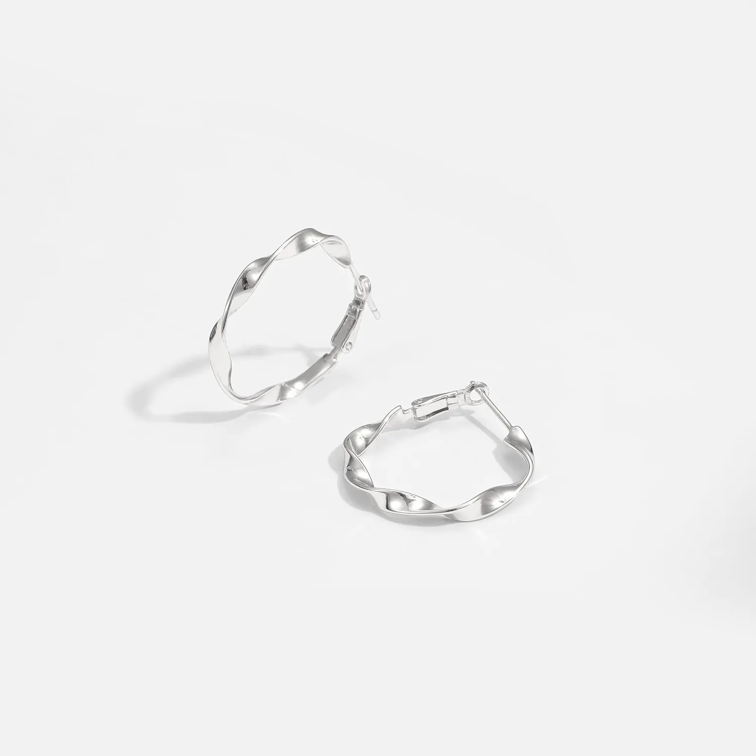 Twisted 925 Sterling Silver Hoop Earrings - Image 2