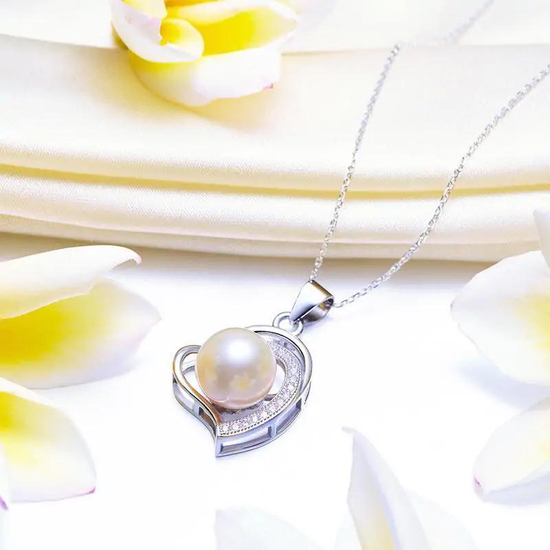 Fresh Water Pearl Heart Necklace - Image 4