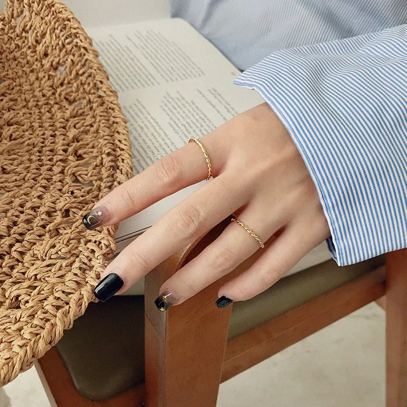 Minimalism Twisted 925 Sterling Silver Ring - Image 4