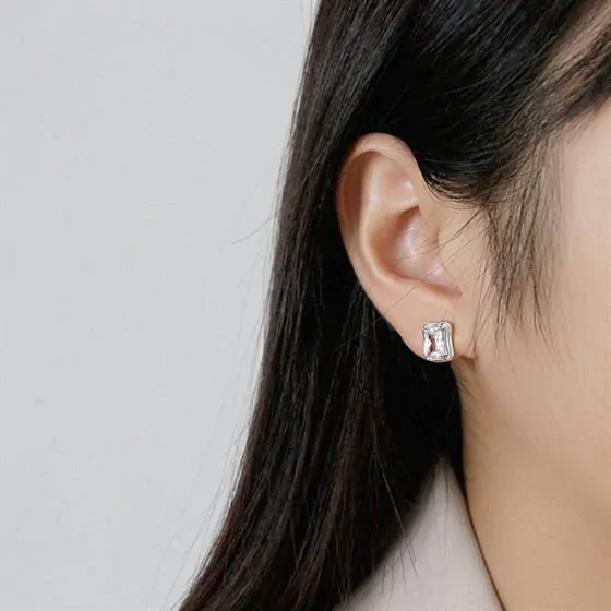 Geometric CZ Rectangle 925 Sterling Silver Stud Earrings - Image 3