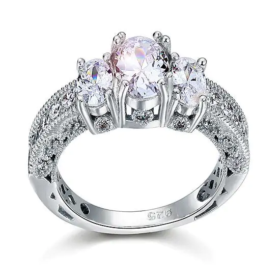 Vintage Style 2 Carat Created Diamond Ring - Image 3