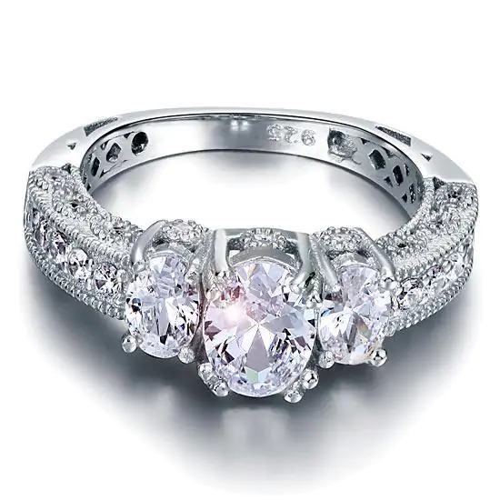 Vintage Style 2 Carat Created Diamond Ring - Image 2
