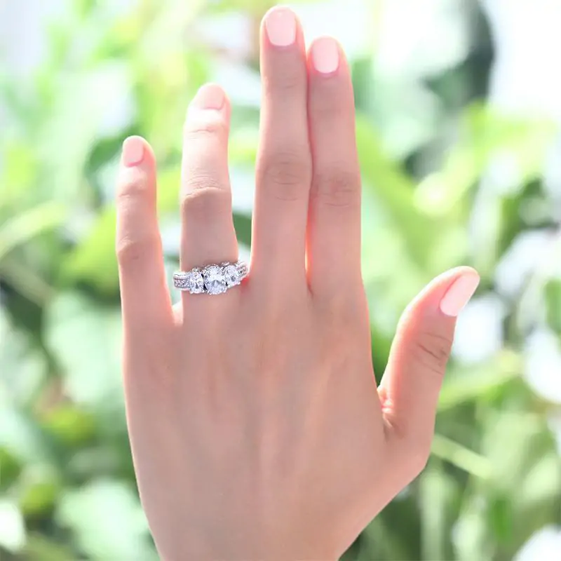 Vintage Style 2 Carat Created Diamond Ring - Image 7
