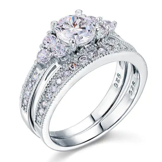Vintage Style 1.00 Carat Created Diamond Ring - Image 4