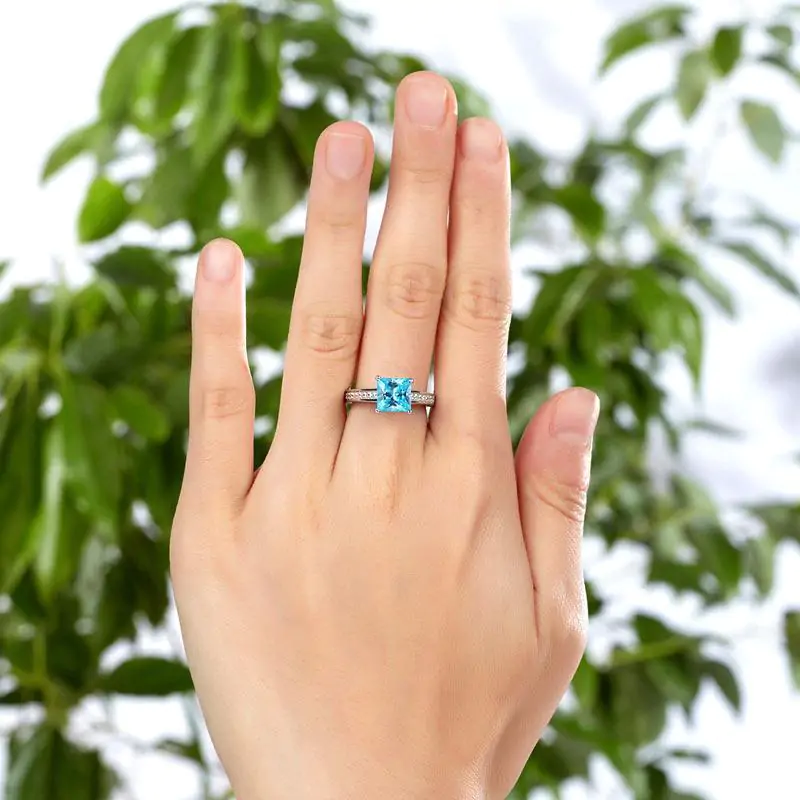 1.5 Carat Princess Cut Fancy Blue Created Diamond Ring - Image 5