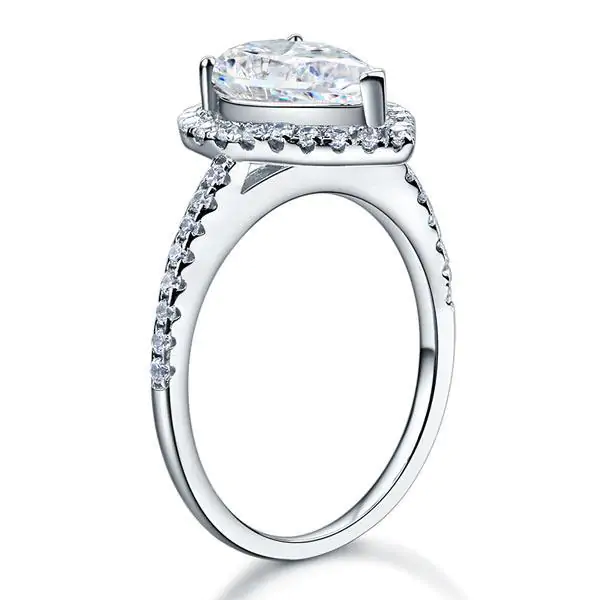 2 Ct Pear Cut Ring - Image 3