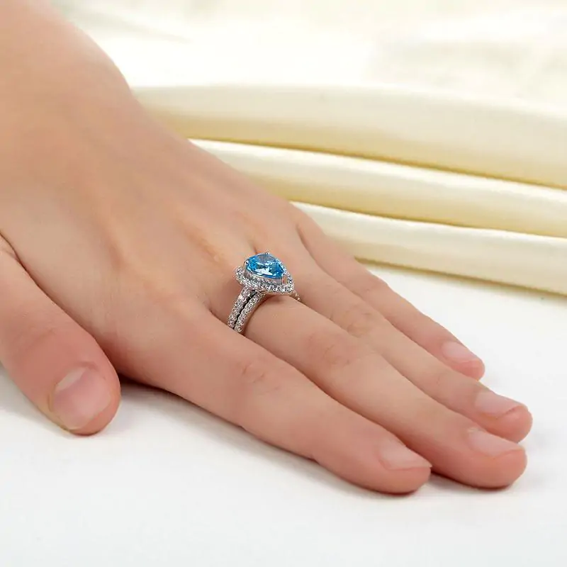 2 Carat Pear Blue Created Diamond Ring Set - Image 6