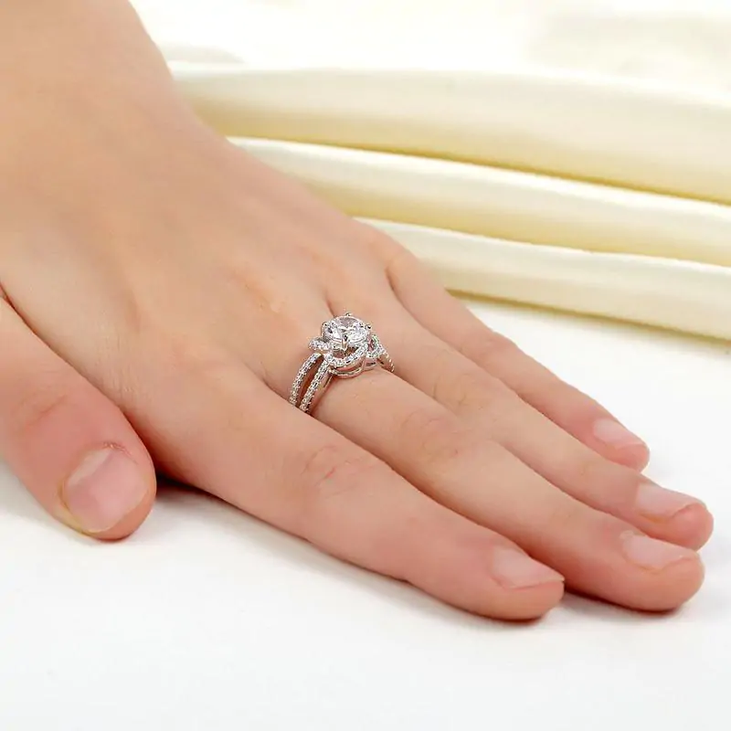 Floral 1 Ct Created Diamond Ring - Image 8